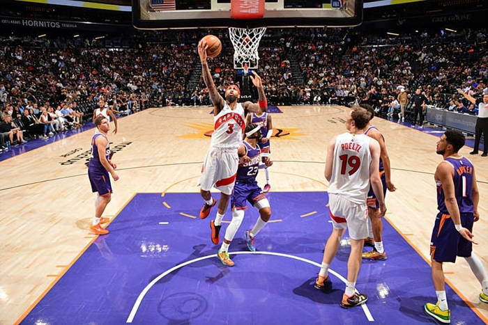 布兰登·英格拉姆低迷表现拖累猛龙季后赛前景