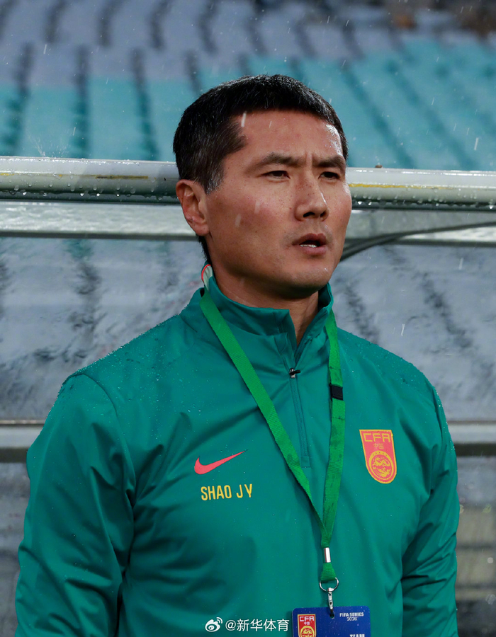 中国男足首胜库拉索 邵佳一称自信是最大收获