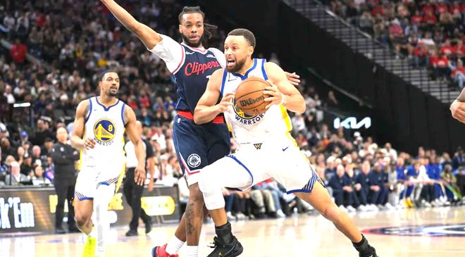 勇士末节爆发逆转快船，库里格林联手终结对手